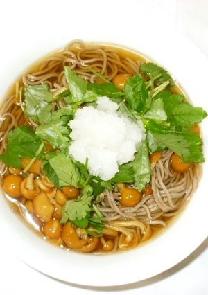 なめこおろし蕎麦♪温かい手作りそばつゆ-レシピのメイン写真