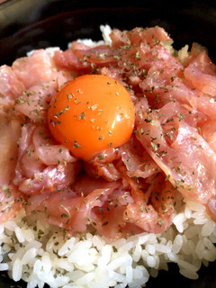 簡単生ハムユッケ丼-レシピのメイン写真