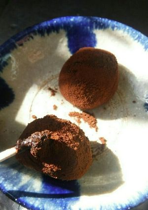 材料2つだけで簡単☆甘酒でトリュフチョコ-レシピのメイン写真