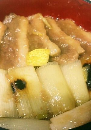 鴨汁うどん♪鴨、焼き長ネギを醤油味で！-レシピのメイン写真