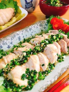 蒸し鶏+ネギソース葱油鶏(ソンユーチー)-レシピのメイン写真