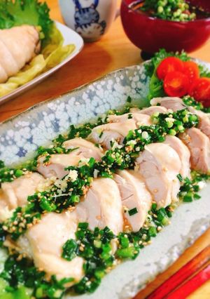 蒸し鶏+ネギソース葱油鶏(ソンユーチー)-レシピのメイン写真