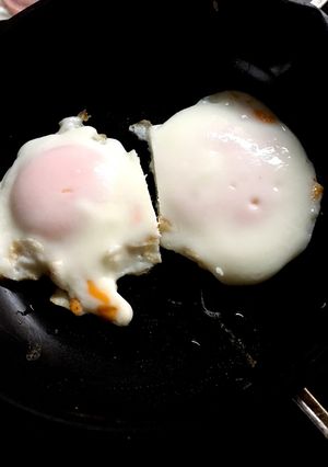 卵1個で2個の目玉焼き-レシピのメイン写真