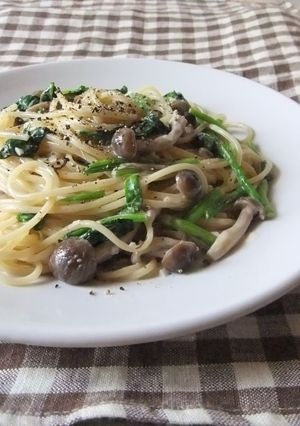 ほうれん草としめじのクリームスパゲティ-レシピのメイン写真