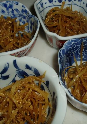 ごぼうのごま酢醤油和え。-レシピのメイン写真