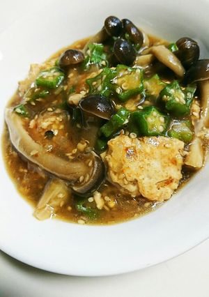 鶏団子のしめじオクラ中華餡掛け-レシピのメイン写真