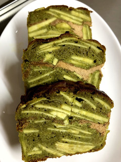 見た目綺麗✨スライスさつまいも抹茶ケーキ-レシピのメイン写真