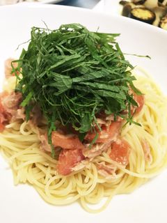 夏!簡単!トマトとツナの冷製パスタ-レシピのメイン写真
