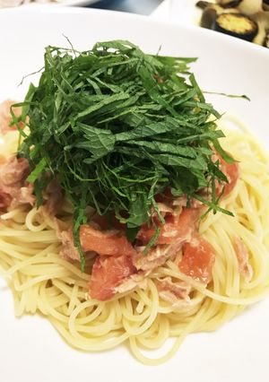 夏！簡単！トマトとツナの冷製パスタ-レシピのメイン写真