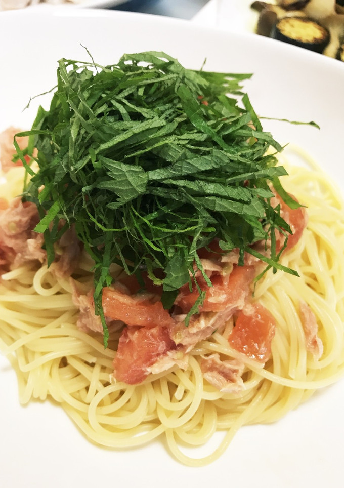 夏！簡単！トマトとツナの冷製パスタ-レシピのメイン写真