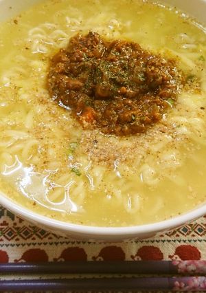 とろ~り♪チーズカレーラーメン-レシピのメイン写真