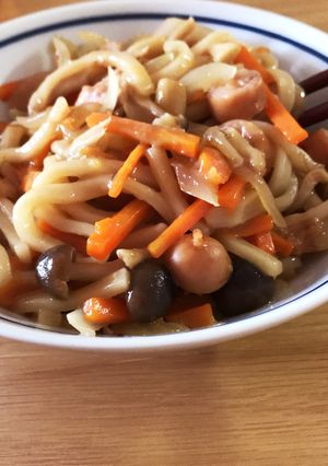 子供とお昼に(*´︶`*)簡単焼うどん-レシピのメイン写真