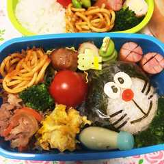 รูปของ ★ドラえもん★遠足★弁当★簡単★おにぎり