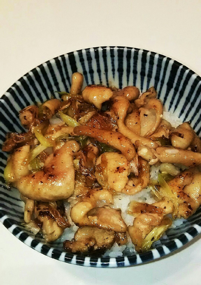 鶏皮のネギ塩丼-レシピのメイン写真