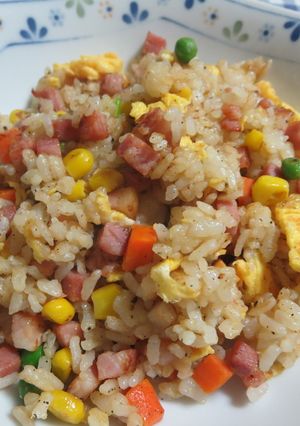 角切りベーコンとミックスベジタブルの炒飯-レシピのメイン写真