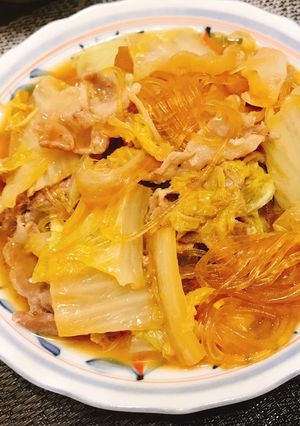 絶品ご飯ススム☆白菜と豚バラ味噌煮込み☆-レシピのメイン写真