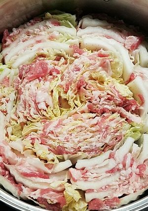 【簡単】白菜と豚バラのミルフィーユ鍋-レシピのメイン写真