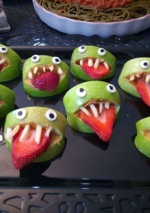 ハロウィン 青りんごのお化け-レシピのメイン写真