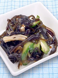 ☆きくらげ昆布と蒸し鶏の和え物☆-レシピのメイン写真