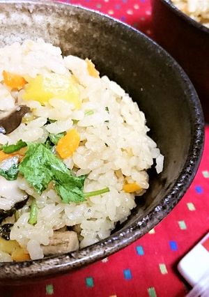 炊飯ジャー★簡単★楽ちん【中華風栗ご飯】-レシピのメイン写真