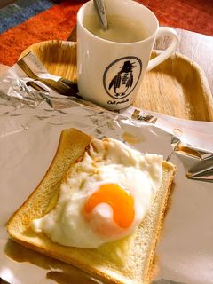 半熟目玉焼きトースト-レシピのメイン写真