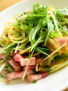 ベーコンと水菜のペペロンチーノ-レシピのメイン写真