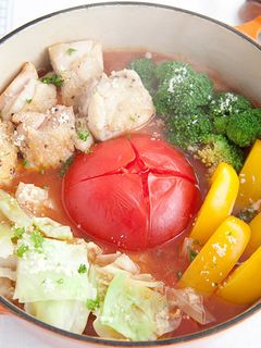 丸ごとトマトのみそトマトチーズ鍋-レシピのメイン写真