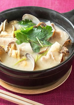 あさりと豚バラ肉の糀甘酒スープ-レシピのメイン写真