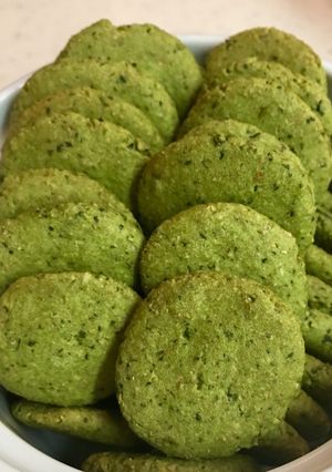 ヘルシーなお茶×ケールのクッキー-レシピのメイン写真