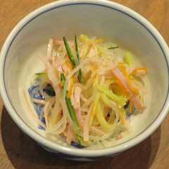 A picture of 春雨サラダ.