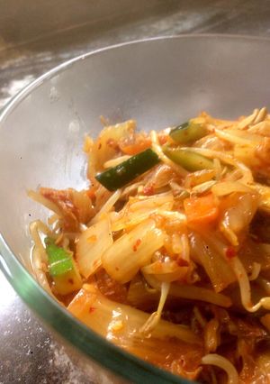 超簡単☆キムチと野菜の炒め物-レシピのメイン写真