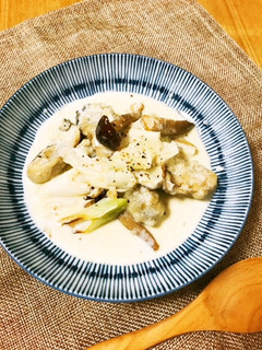 長ネギ丸ごと一本使用!牡蠣のクリーム煮-レシピのメイン写真