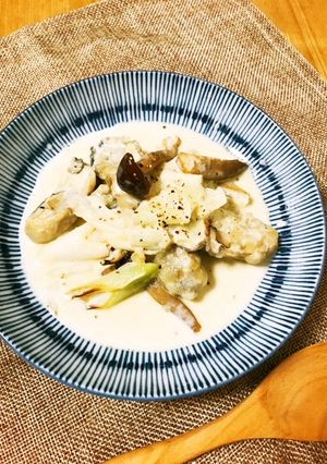 長ネギ丸ごと一本使用！牡蠣のクリーム煮-レシピのメイン写真