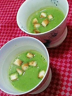 クリスマススープ?(ほうれん草と里芋)-レシピのメイン写真