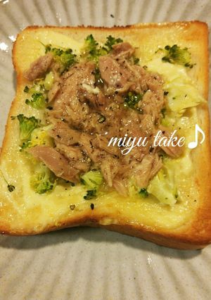 朝食♡ツナとブロッコリーのトースト♪-レシピのメイン写真
