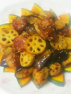 野菜と豚小間団子のハチミツ黒酢炒め-レシピのメイン写真