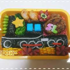 รูปของ 簡単◆SL弁当◇のり巻き乗り物弁当♪