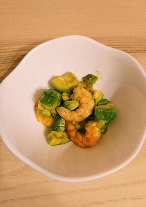 簡単！エビとアボカドのわさび醤油和え-レシピのメイン写真