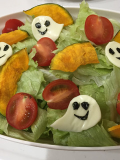 簡単!ハロウィン♡おばけサラダ-レシピのメイン写真