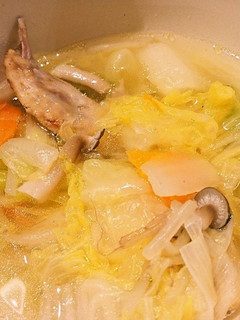 鶏の手羽先と白菜のシンプルスープ-レシピのメイン写真