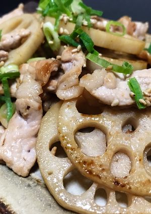 優しい味♩れんこんと豚肉のだし醤油炒め-レシピのメイン写真