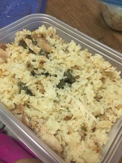 塩麹漬けチキンの炊き込みご飯-レシピのメイン写真