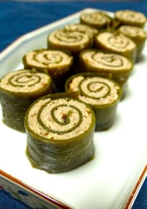 簡単お節!昆布巻き☆豚ひき肉-レシピのメイン写真