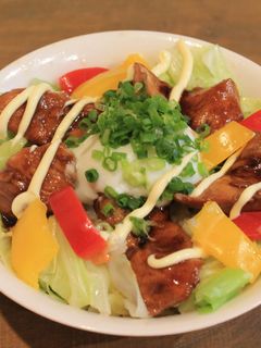 春キャベツと鶏の照り焼き丼-レシピのメイン写真