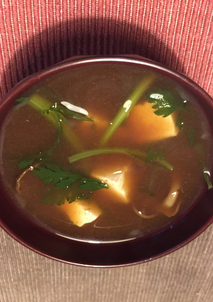 簡単✧揚げ物のお供に！なめこの赤だし！！-レシピのメイン写真