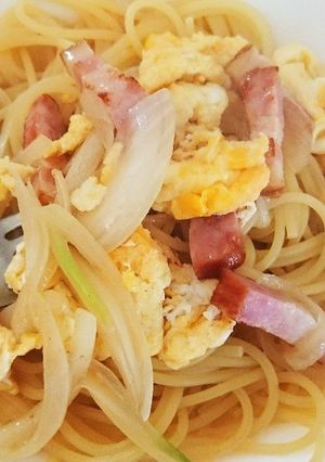 ベーコン・玉ねぎ・ふんわり卵のパスタ-レシピのメイン写真