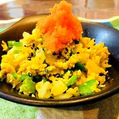 รูปของ 炒り玉子のピーマン入りカレー炒め