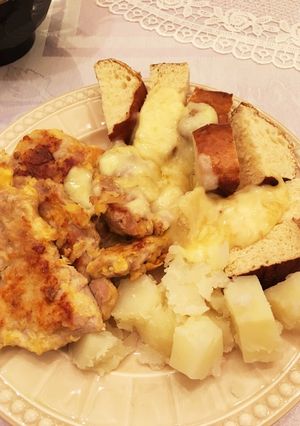 とにかくラクレットチーズを食べたい夕飯-レシピのメイン写真