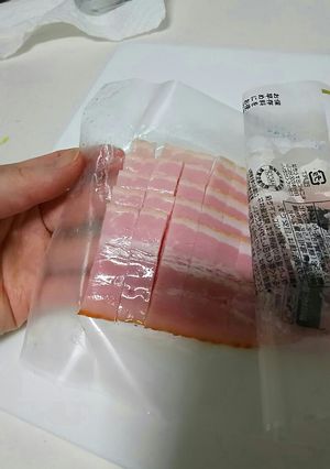 ズボラ☆包丁を汚さないベーコンの切り方-レシピのメイン写真