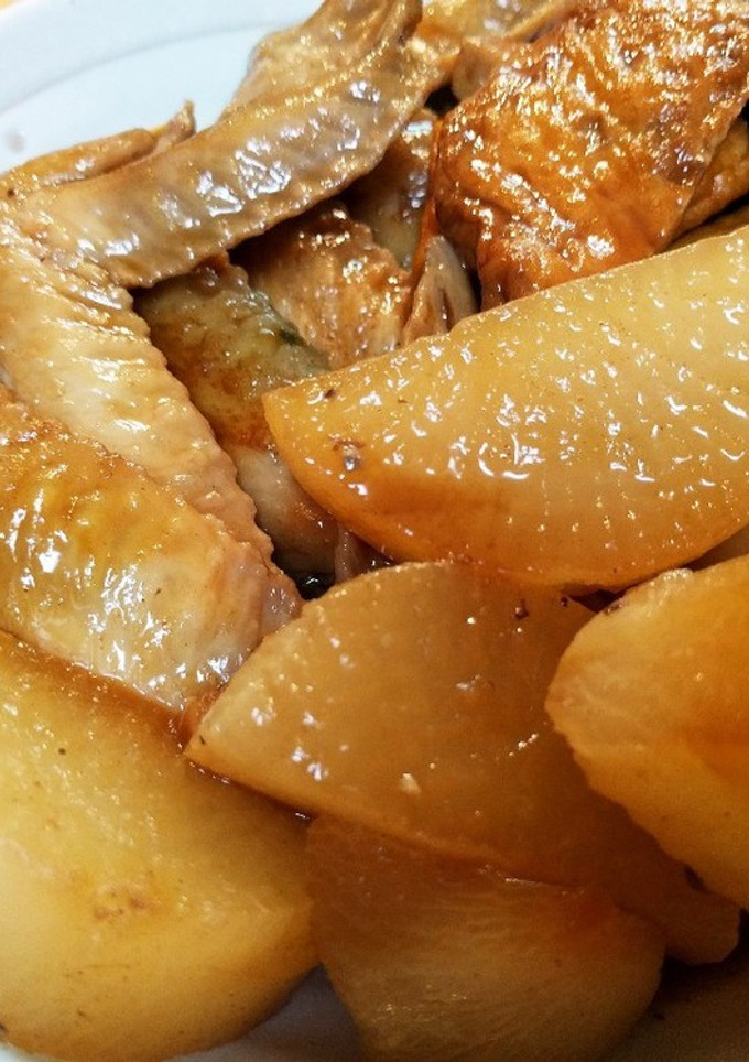 大根とはんぺん、鶏手羽先の煮物-レシピのメイン写真